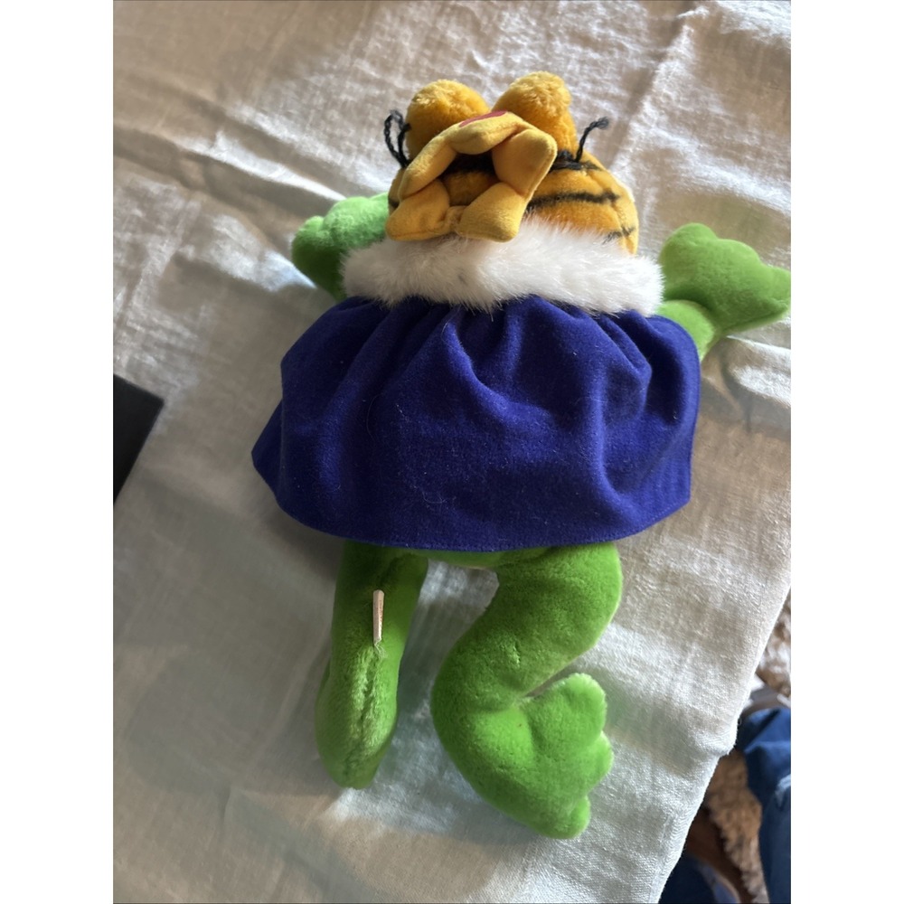 Garfield Vintage 1981 Frog Prince Plush - Picture 8 of 8